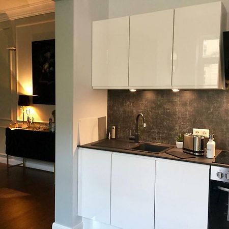 Altbauwohnung Im Herzen Von Karlsruhe Luaran gambar